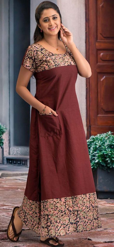 Nighty Designs Indian Cotton, Nighty Designs Indian, Cotton Nighty For Women, Nighty Night Dress, Cotton Night Dress, Churidar Designs, Latest Model Blouse Designs, Anarkali Dress Pattern, Designer Kurti Patterns