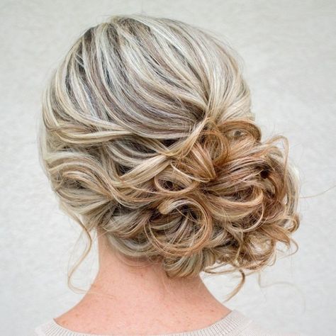 Side Bun Hairstyles, Wedding Bun, Side Updo, Wedding Hair Side, Side Bun, Teased Hair, Curls For Long Hair, Curly Updo, Up Dos For Medium Hair