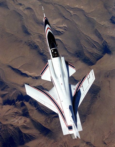 ♠ NASA X-29 Research Plane #Aircraft #Military #Jet Experimental Aircraft, Military Airplane, Air Fighter, Military Jets, Jet Aircraft, Jet Plane, Aircraft Design, Fighter Planes, Military Aircraft