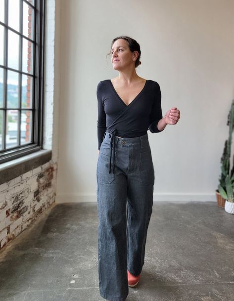 Oxbow Pants Sewing Pattern (PDF) Free Apparel Sewing Patterns, Wide Leg Pattern Pants, Pants Patterns For Women, Indie Sewing Patterns Women, Wide Leg Pants Sewing Pattern Free, Diy Pants Jeans, High Waisted Pants Pattern, Sewing Pants Pattern, Sewing Patterns Trousers