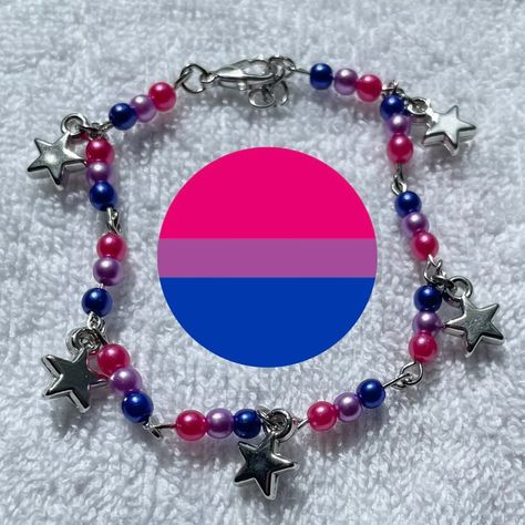 🩷💜💙Bi Bracelet💙💜🩷 • • DM To Order • • Tags #smallbusiness #handmade #bracelet #bracelets #beaded #beadedjewelry #explore #cutejewlery #pink #purple #blue #customjewlery #madetoorder #star #handmadejewelry #cute #hispanic #hispanicowned #pulseras #summer #summerjewelry #june #pride #queer #gay #bi #bisexual #bipride #bipride💖💜💙 Bi Bracelet, Bisexual Bracelet, Bisexual Jewelry, Lgbt Bracelet, Bi Panic, Pride Bracelet, Bracelets Beaded, Kandi Bracelets, Pink Purple Blue