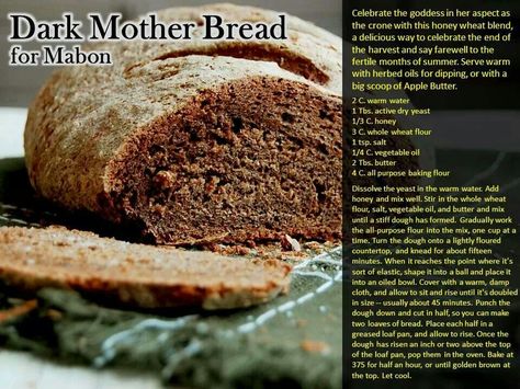 Mabon bread                                                                                                                                                                                 More Mabon Foods, Witchy Traditions, Sabbat Recipes, Mabon Recipes, Mabon Festival, Witchy Food, Vegan Autumn, Dark Mother, Witches Kitchen