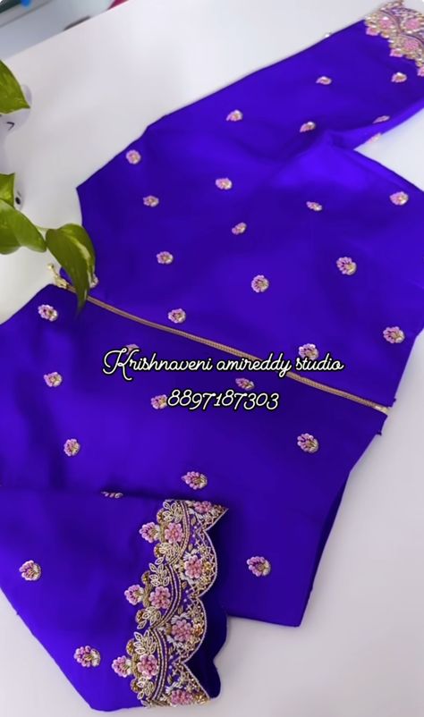 Blue Silk Blouse Designs, Cut Work Blouse Designs, Heavy Blouses, Work Blouse Designs, Blouse Designs High Neck, Latest Bridal Blouse Designs, Blouse Designs Catalogue, New Saree Blouse Designs, Traditional Blouse Designs