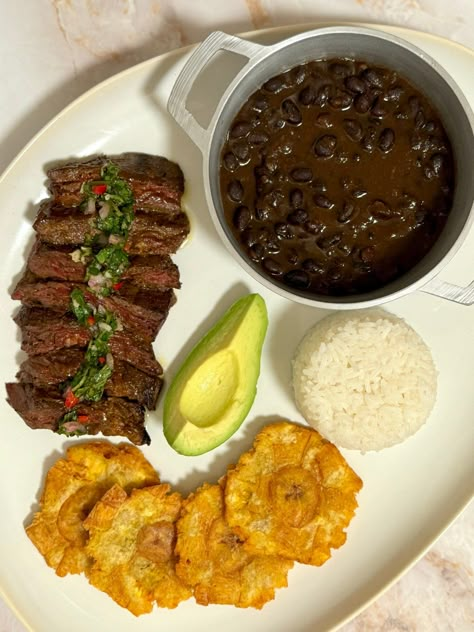 Churrasco Steak Recipe (with Chimichurri Sauce) - Made with Sazón Carne Asada Chimichurri, Churrasco Steak Recipe Puerto Rico, Skirt Steak With Chimichurri Sauce, Spanish Steak Recipes, Chimichurri Steak Dinner, Hispanic Dinner Ideas, Steak Gorditas, Dominican Steak, Churrasco Steak Recipe