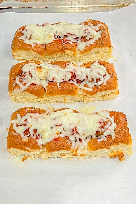 Hawaiian Roll Meatball Sub Sandwiches - Real Mom Kitchen - Beef Hawaiian Roll Meatball Subs, Meatball Subs With Hawaiian Rolls, Meatball Subs Hawaiian Rolls, Meatball Grinders, Hawaiian Roll Meatball, Hawiian Rolls, Breaded Meatballs, Cooking Frozen Meatballs, Meatball Sub Sandwiches