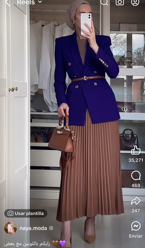 Office Fall Outfits Women, Chic Hijab Style, Fall Sunday Outfit Church, Olive Green And Red Outfit, Modest Work Outfits Office Attire, Blazer Outfits With Skirt, Stylish Skirts Classy, Pleated Skirt And Blazer Outfit, Brown Color Palette Outfit