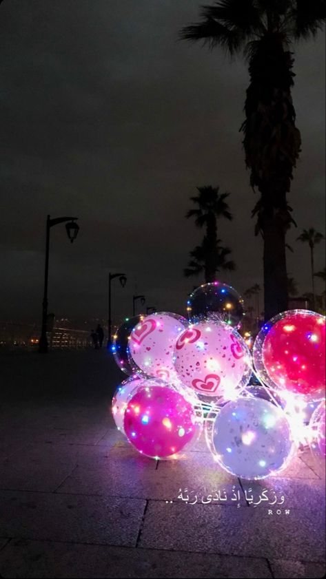 Balloons are not for kids, its for humans. Make it a sparkling balloon Balloon Traffic Light, 10k Balloons Instagram, Street Light Balloon, Balloons In The Sky Aesthetic, Balloons In The Sky, Pink Rainbow, Street Light, At Night, City Photo