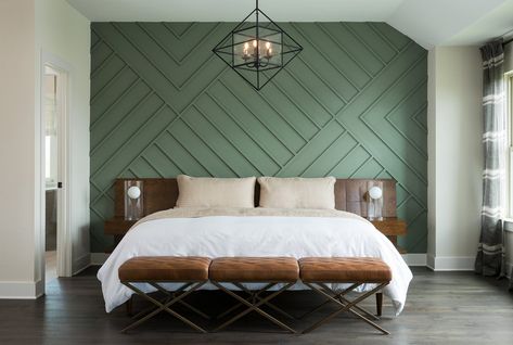 Board and batten is ready for its moment of fame indoors—and these ideas can help you bring it home. Ikea Interior, Wallpaper Macbook, Board And Batten Wall, Bedroom Accent, Accent Wall Bedroom, Bedroom Retreat, Board And Batten, Master Bedrooms Decor, Beautiful Bedrooms