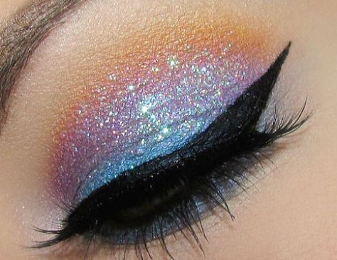 Colorful Glitter Winged Eyeliner Makeup fashion glitter beauty eye shadow eye makeup makeup ideas makep glitter makeup winged eyeliner Eyeshadows Ideas, Nails Unicorn, Unicorn Makeup, Smink Inspiration, Beauty Make-up, Makijaż Smokey Eye, Super Nails, Ideas Nails, Make Up Looks