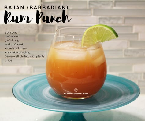 Jamaican Rum Punch Recipes For A Crowd, Carribean Rum Punch, Barbados Rum Punch Recipe, Bajan Rum Punch Recipe, Rum Punch Drink, Caribbean Punch, Boat Meals, Alcoholic Fruit Punch, Jamaican Rum Punch