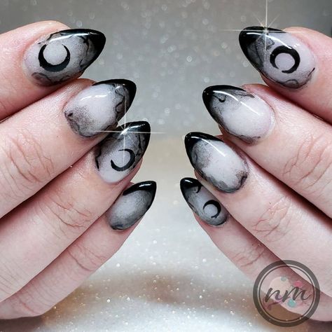 Summer Witch Nails, Red Half Moon Nails, No Fast Food, Nails Witchy, Nails Grunge, Half Moon Nails, Dark Ombre, Witch Nails, Witchy Nails