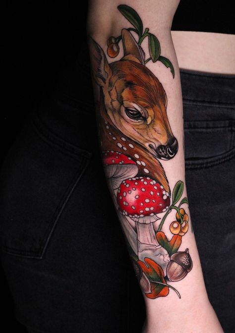 Fawn with amanita muscaria #amanitamuscaria #neotraditional #fawn #tattoo #illustration #ameliefleury Amelie Fleury tattoos @ameliefleury instagram Neo Trad Mushroom Tattoo, Amanita Mushroom Tattoo, Wildlife Tattoo Ideas, Whimsical Animal Tattoo, Amanita Muscaria Tattoo, Woodland Creature Tattoo, Taxidermy Tattoo, Floral Animal Tattoo, Woodland Tattoos