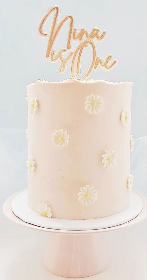 47 Cute Birthday Cakes For All Ages : 2nd pink birthday cake Daisy Cake 1st Birthday, Pink Daisy Birthday Cake, First Birthday Flower Cake, Cake For 1 Year, Baby Girl First Birthday Cake Ideas, One Year Cake Girl, Daisy Cake Ideas Simple, Baby Girl 1st Birthday Cake Ideas, Daisy Baby Shower Cake