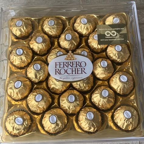 Farerorocher Chocolate, Ferrorocher Chocolate, Forero Rocher, Ferrero Rocher Aesthetic, Chocolates Brand, Ferror Rocher, Doctor Study, Chocolate Ferrero Rocher, Chocolates Ferrero