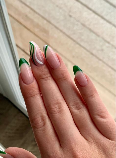 Almond shape Nail inspo Green French Tip Christmas Nails, French Tip Christmas Nails, French Tip Christmas, Nails Spring Break, Nails Acrylic Long, Nails Acrylic Almond, Nail White, Nails Acrylic Short, Spring Break Nails