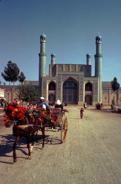 Afghanistan Landscape, A Thousand Splendid Suns, Herat Afghanistan, Ashraf Ghani, Afghanistan Culture, Afghan Culture, Landlocked Country, The Silk Road, Grand Mosque