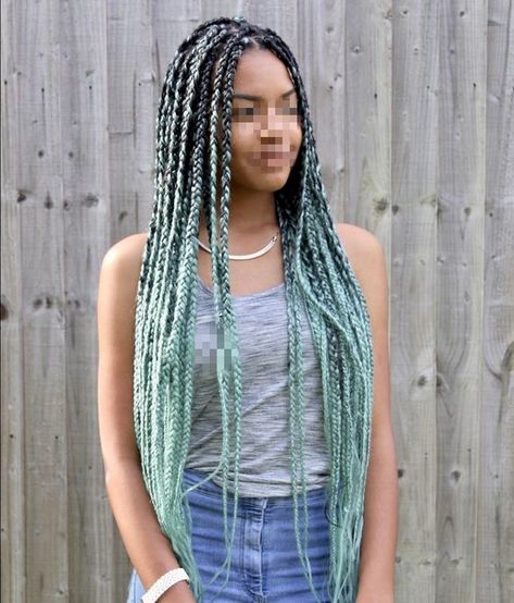 #uma #descendants #chinalacewig Uma Hair Descendants, Descendants Uma, Medium Sized Box Braids, Boho Bun, Box Braids Styles, Uma Descendants, Kimono Styles, Anne Mcclain, Wrap Dress Styles