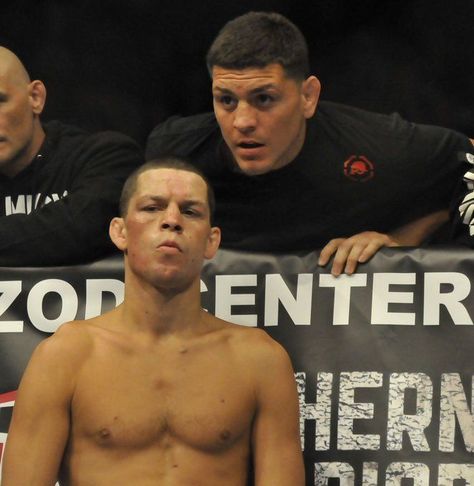 Diaz Brothers, Nick Diaz, Boxing Images, Ufc Boxing, Nate Diaz, Mma Boxing, Fitness Training, Ufc, Boxing