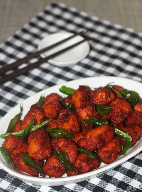 Appetizers Indian, Chicken Appetizers Easy, Chicken 65 Recipe, Chicken Appetizer, Chicken Appetizer Recipes, Chicken 65, Indian Dinner Recipes, Indian Appetizers, Indian Dinner