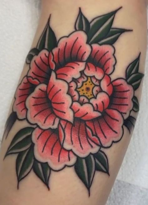 Traditional Candy Skull Tattoo, Floral Tattoo Traditional, Old School Peony Tattoo, Shoulder Peony Tattoo, American Traditional Flower Sleeve, Traditional Tattoo Peony, American Traditional Peony Tattoo, Peony Tattoo Traditional, Peony Knee Tattoo