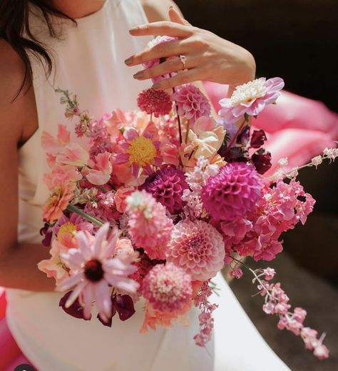 Hot Pink Wedding Flowers, Hot Pink Bouquet, Magenta Wedding, Hot Pink Weddings, Bridal Bouquet Pink, Wedding Bouquets Pink, Bright Wedding, Pink Wedding Flowers, Sunset Wedding