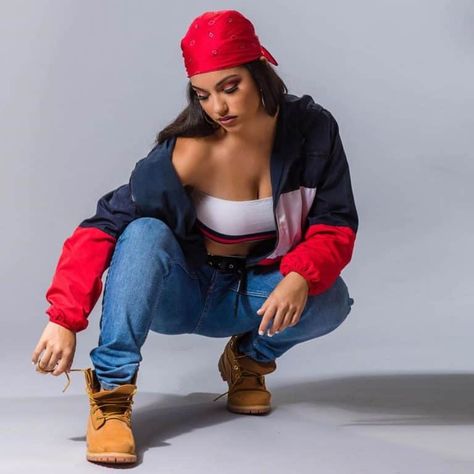 What to Wear to a 90s Party – Outfit Ideas 90's Female Hip Hop Fashion, Decade Party Outfit 90s Fashion, Women’s 90s Outfit, Hip Hop Attire For Women, 90 Outfits Ideas 90s Fashion Black Women Party, 90s Outfits For Black Women, 90s Inspired Outfits Party Hip Hop, 90's Hiphop Fashion Women, Hip Hop Theme Party Outfit