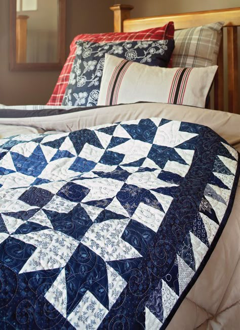 Cold Snap All People Quilt, Blue Quilt Patterns, Quilting Digest, Two Color Quilts, Heirloom Quilt, Pretty Quilt, Winter Quilts, Nine Patch, Star Quilts