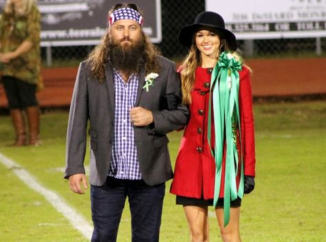 Duck Dynasty's Sadie Robertson  Sophomore Maid OCS Homecoming 2013  Homecoming Suit! Homecoming Court Suits, John Luke Robertson, Duck Dynasty Sadie, Willie Robertson, Court Outfit, Homecoming Floats, High School Homecoming, John Luke, Robertson Family