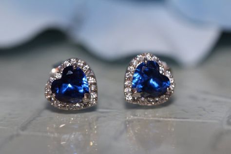 Sterling Silver (925) Halo Heart Shaped Cubic Zirconia Push-Back Stud Earrings (8.5mm) #S91400 Mothe Jewellery Organization, Victorian Crown, Dark Blue Jewelry, Silver Heart Jewelry, Dark Blue Earrings, Fits Ideas, Pandora Blue, Happy Jewelry, Basic Workout