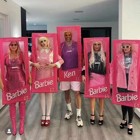 Homecoming Floats, Barbie Party Decorations, Barbie Halloween Costume, Barbie Theme Party, Carnaval Costume, Barbie Halloween, Clever Halloween Costumes, Barbie Costume, Barbie Theme