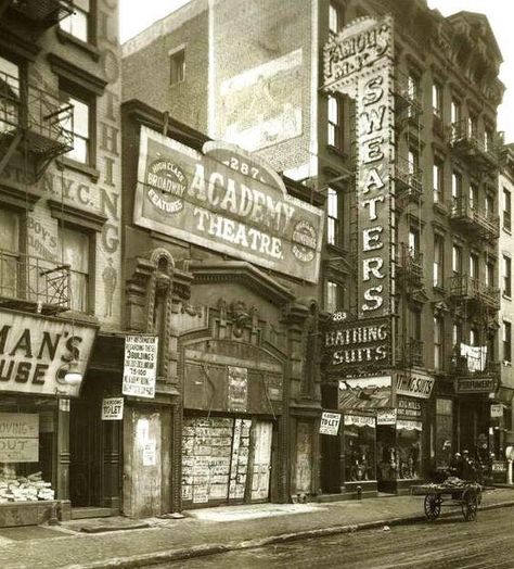 Nyc History, Houston Street, New York City Photos, New York Pictures, Lower East Side, Vintage New York, New York Public Library, New York Street, Vintage Pictures