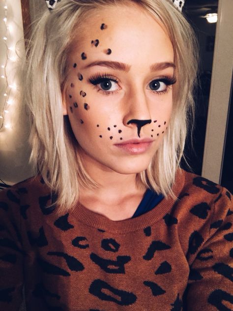 Simple Lion Face Paint, Easy Cheetah Makeup, Cheetah Face Paint Easy, Cheeta Face Paint, Lion Face Paint Easy, Cheetah Face Paint, Leopard Face Paint, Lion Face Paint, Cheetah Makeup