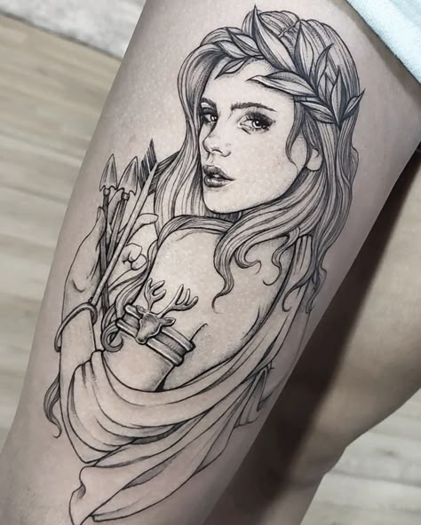 Hygeia Goddess Tattoo, Athena And Aphrodite Tattoo, Bia Goddess Tattoo, Tattoo Goddesses Greek, Aphrodite Tattoo Design Greek Mythology, Asymmetrical Back Tattoo, Greek Goddess Tattoo Artemis, Hera Goddess Tattoo, Artemis Goddess Tattoo