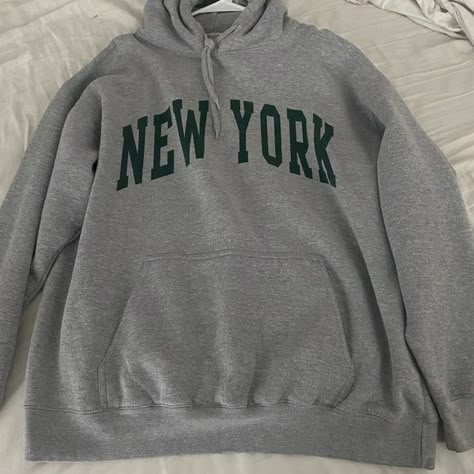 Brandy Melville oversized christy New York hoodie Brandy Melville Oversized Hoodie, Pacsun Crewneck, Brandy Hoodie, Brandy Melville Sweatshirt, Brandy Melville Hoodie, New York Hoodie, New York Sweatshirt, Bday Wishlist, Winter Hoodie