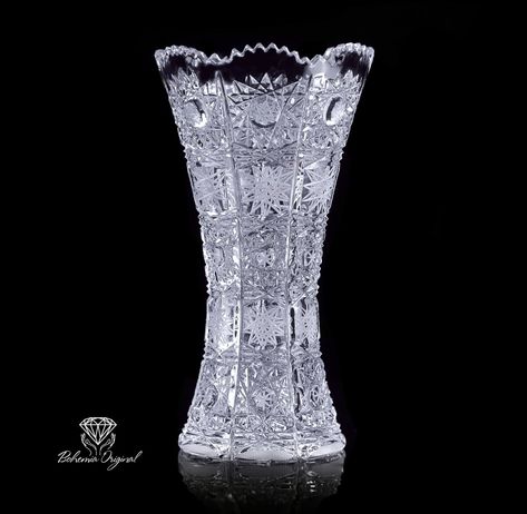 Bohemia Crystal Vase Butterfly Design H155mm Bohemia Crystal, Bohemian Crystal, Tea Glasses, Crystal Vase, Crystal Bowls, Lead Crystal, Butterfly Design, Beautiful Gift Boxes, Cut Design