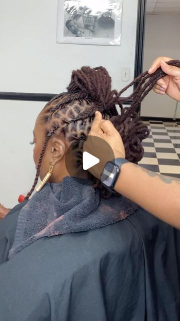 Mohawk Locks Women, Dreads Halloween Costume, Loc Bun Mohawk, Locs Hairstyles Mohawk, Faux Locs Mohawk Styles, Elegant Loc Updo Styles Black Women, Mohawk With Dreads, Mohawk With Locs, Locs Mohawk Styles Women