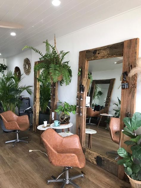 Salon Inspo Rustic, Salon Suite Boho Decor, Salon Processing Bar, Hair Stylist Room Aesthetic, Salon Interior Design Earthy, Salon Suite Decor Greenery, Modern Retro Hair Salon, Western Themed Hair Salon, Boho Style Salon Ideas