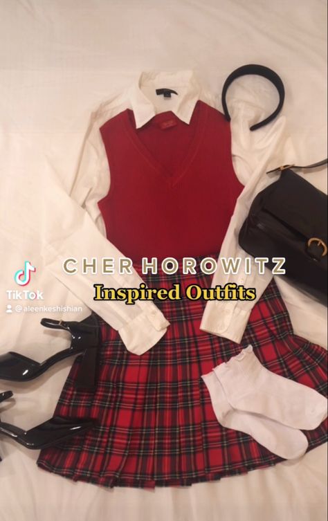 #outfits #outfitoftheday #cherhorowitz #clueless #90sfashion #retrostyle Clueless School Outfits, Cher Clueless Costume Diy, Cher's Outfits Clueless, Cher Horowitz Aesthetic Outfits, Cher Horowitz Outfit Inspiration, Cher Clueless Outfit Inspiration, Cher Clueless Aesthetic Outfits, Clueless Yellow Outfit, Cute Christmas Outfits Aesthetic