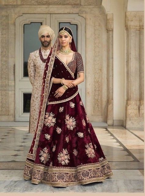 Bridal Lehenga Maroon, Sabyasachi Lehenga Bridal, Dark Maroon Color, Orang India, Choli Design, Dabka Work, Sabyasachi Bridal, Latest Bridal Lehenga, Sabyasachi Lehenga