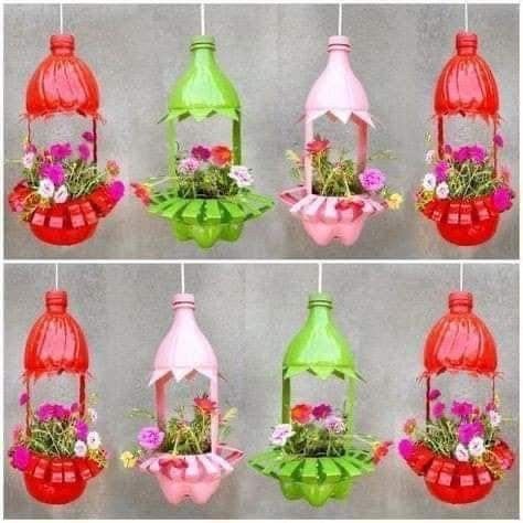 Plastic Bottle Crafts Flowers, Bottles Decoration Diy, Plastic Bottle Crafts Diy, Plastic Bottle Flowers, Plastic Bottle Art, Diy Flores, Paper Flower Art, Japan Garden, Hanging Flower Pots