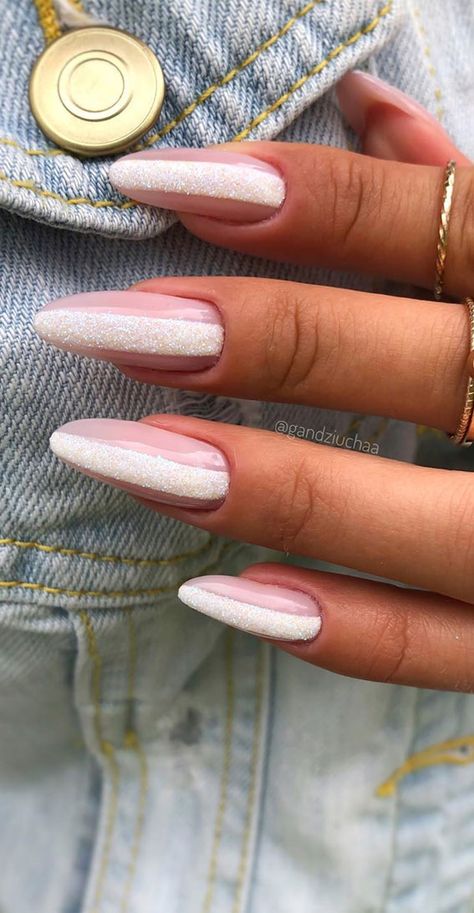 Pink & white textured sparkly Love the look of long nails, if yes! Check this out. Give your nails a dazzling makeover with nail... Pink And White Nail Designs, Nails Photos, Black White Nails, Chic Nail Designs, Diy Acrylic Nails, Summer Manicure, Lines On Nails, Colorful Nails, Striped Nails