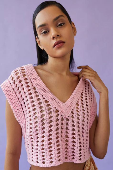 BDG Leigh Cropped Sweater Vest | Urban Outfitters Cropped Sweater Vest, Skirt Inspiration, Crochet Tops Free Patterns, Crochet Vest, Crochet Woman, Crochet Top Pattern, Urban Outfitters Tops, Summer Crochet, Lace Pattern