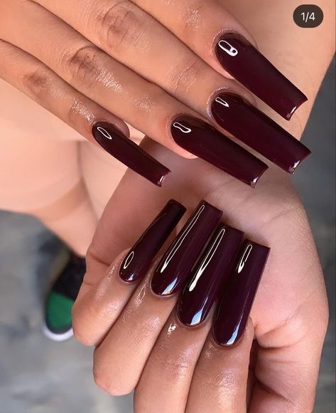 𝙋𝙞𝙣𝙩𝙚𝙧𝙚𝙨𝙩@𝙪𝙙𝙭𝙣𝙩𝙢𝙖𝙩𝙩𝙚𝙧 Long Acrylic Nails Coffin Fall, Nails Burgundy Design, Dark Red Nails Acrylic, Dark Burgundy Nails, Fall Nails Aesthetic, Luv Nails, 2023 Nails, Wine Nails, Her Nails