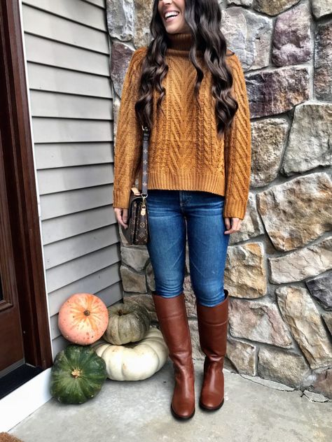 Thanksgiving Outfit | Mustard chunky knit sweater, skinny jeans, & brown riding boots Outfit Mustard, Riding Boot Outfits, Brown Boots Outfit, Cute Thanksgiving Outfits, Thanksgiving Outfit Women, Thanksgiving Dress, Brown Riding Boots, Chunky Knit Sweater, Thanksgiving Outfit