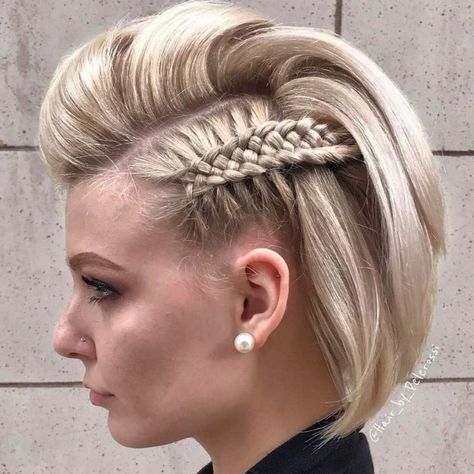 Gorgeous Braids, Side Braid Hairstyles, Viking Hair, Prom Hairstyles For Short Hair, Short Braids, Nails Wedding, Ideas Nails, Penteado Cabelo Curto, Easy Braids