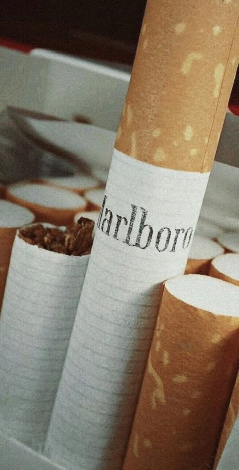 Mảlboro Aesthetic, Mảlboro Wallpaper, Black Hd Wallpaper Iphone, Black Hd Wallpaper, Image Swag, Cigars And Whiskey, Puff And Pass, Alam Yang Indah, Cool Wallpaper