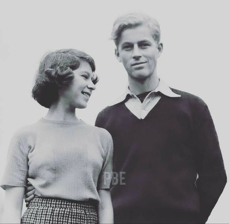 Prince Philip Queen Elizabeth, Anne Princess Royal, Royal Family History, Queen Elizabeth Photos, Principe William Y Kate, All Are Welcome Here, Queen Elizabeth The Queen Mother, English Monarchs, Queen And Prince Phillip