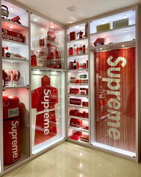 Supreme Home Decor, Supreme Aesthetic, Star Fits, Outfit Drip, Supreme Collection, Supreme Store, Supreme Furniture, Supreme Art, Supreme Clothing