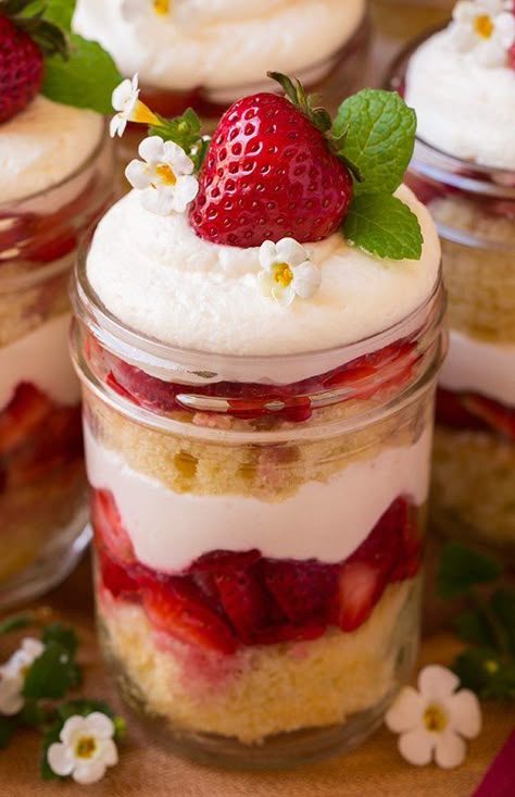 Strawberry Shortcake Trifles | Cooking Classy Strawberry Shortcake Trifle, Mason Jar Desserts, Dessert Mini, Strawberry Shortcakes, Strawberry Shortcake Recipes, Shortcake Recipe, Trifle Desserts, Individual Desserts, Dessert Aux Fruits