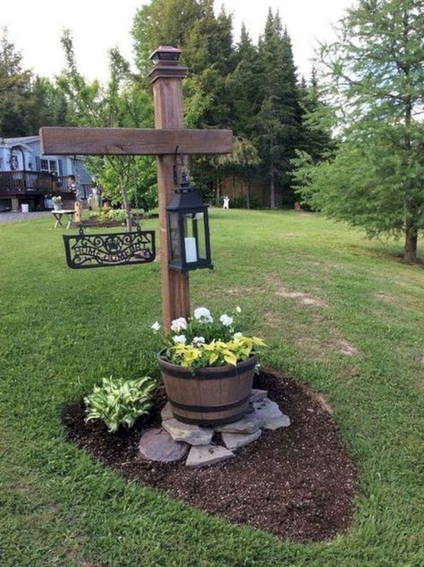 🌾🌺🌾 Mailbox Landscaping, Garden Yard Ideas, Front Yard Garden, Tropical Landscaping, Front Yard Landscaping Design, Outdoor Landscaping, Lawn And Garden, Front Garden, Backyard Landscaping Designs